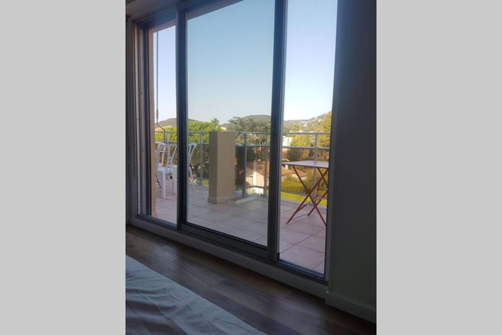 Appartement Deux Pieces , Climatise, Terrase, Cavalaire Экстерьер фото
