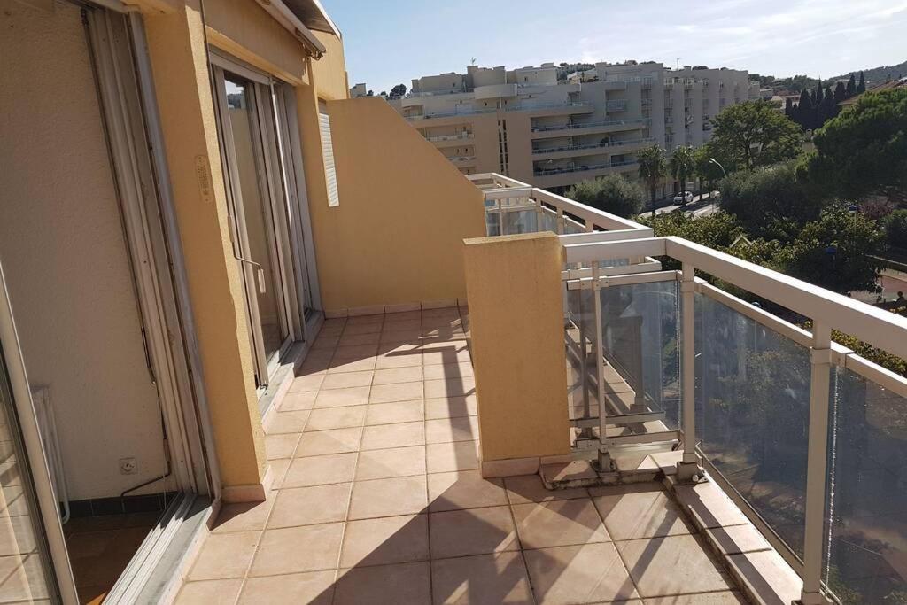 Appartement Deux Pieces , Climatise, Terrase, Cavalaire Экстерьер фото